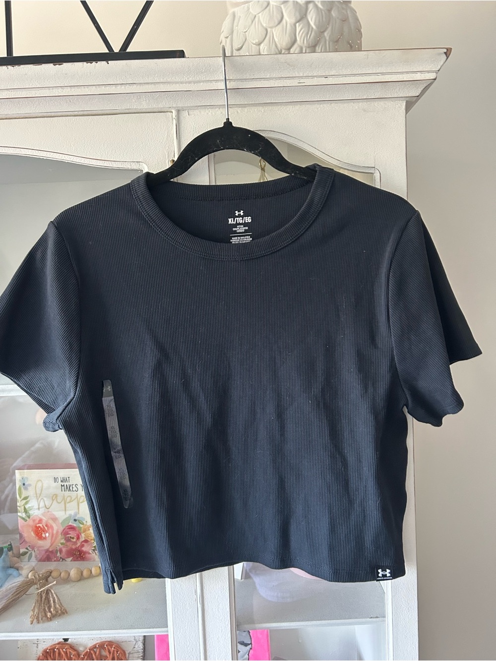 Under Armour Black Ribbed Short Sleeve Crewneck crop Top